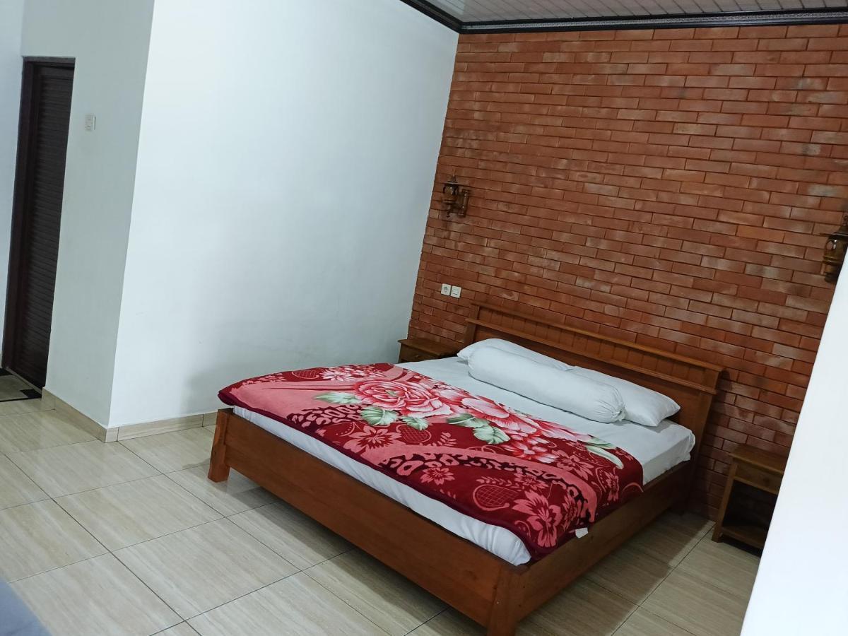 Apartamento Warung Rizka Ngadisari Exterior foto